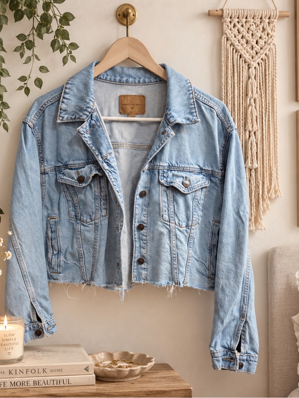 American Eagle Light Washed Cropped Denim Jean Jacket Size Large